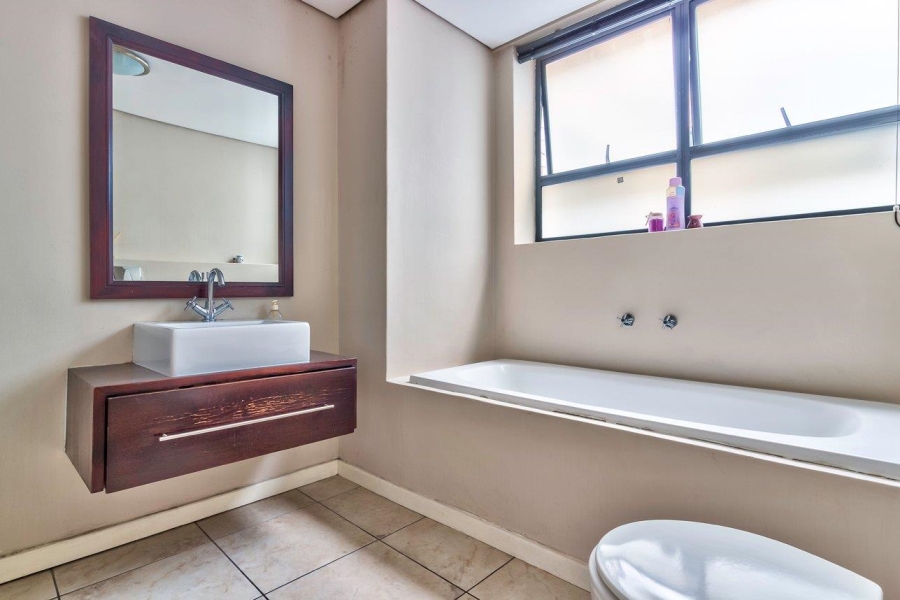 1 Bedroom Property for Sale in Cape Town City Centre Western Cape